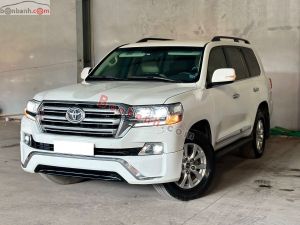 Xe Toyota Land Cruiser VX 4.6 V8 2016