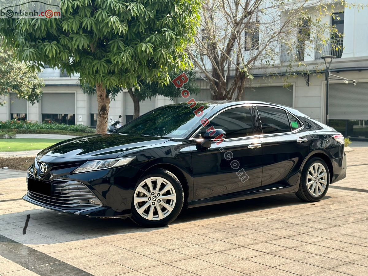 Toyota Camry 2.0G 2020