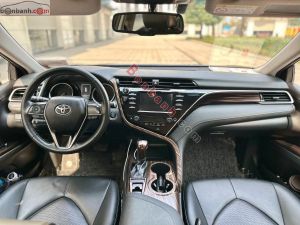 Xe Toyota Camry 2.0G 2020